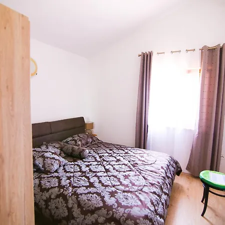 In Brisevo Apartment *