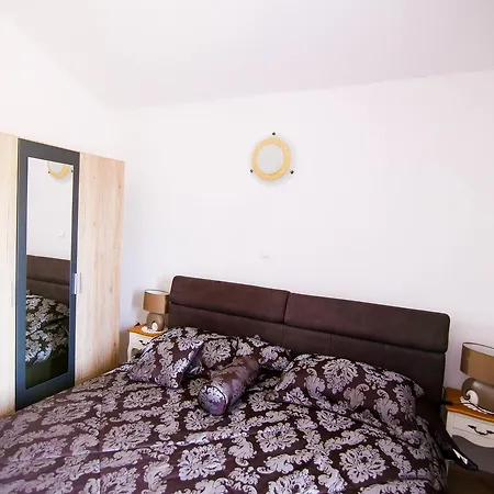 In Brisevo Apartment *